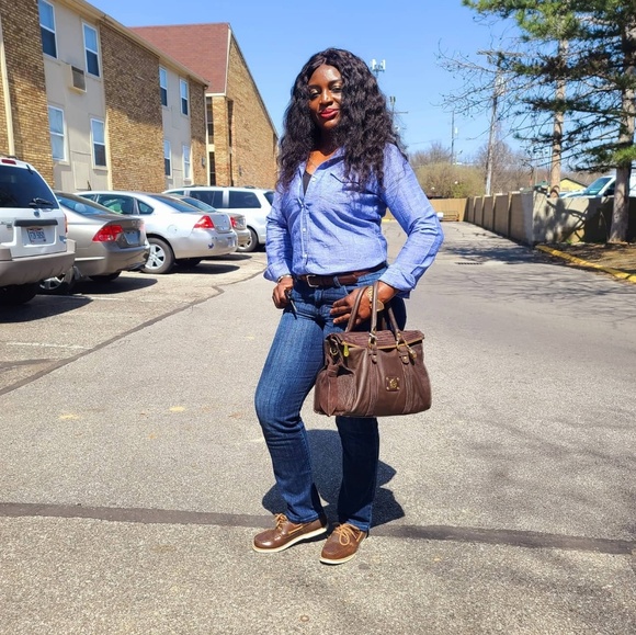 Meet your Posher, Lydia - Picture 1 of 1